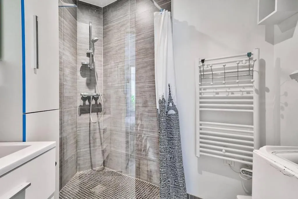 Apartment Flat 2min From Porte De Vanves Metro Station